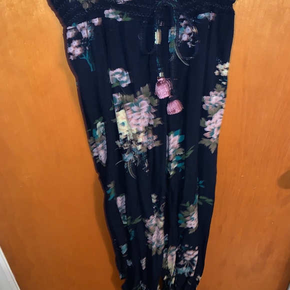 pants - Picture 3 of 3